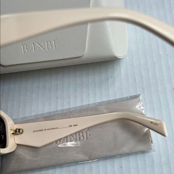 Banbe The Nina Sunglasses in Bone Color main image 15